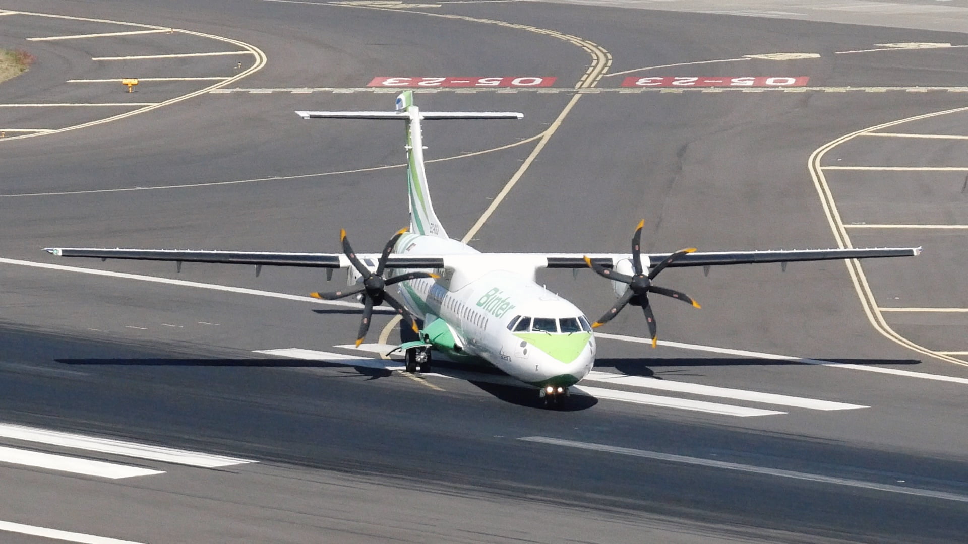 Binter Canarias | ATR 72-500 | EC-KGJ | NT932