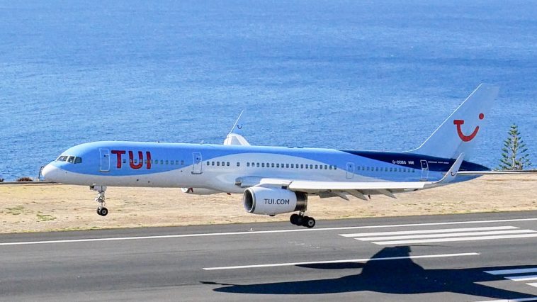 TUI | Boeing 757-200 | G-OOBG | BY2102