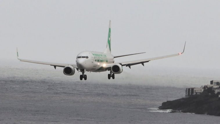 6 Morning Windy Wet Runway Landings at Madeira Airport