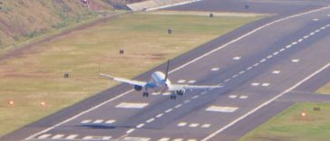 Skilled Pilot Crosswind Landing TAP A320 NEO Star Alliance Livery at Madeira Airport