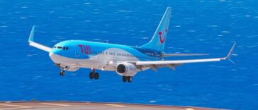 3X Boeing 737 Landing - The return of TUI UK to Madeira Airport
