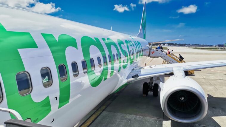 TRIP REPORT | TRANSAVIA Cheap Flight from Porto to Funchal | Boeing 737-800