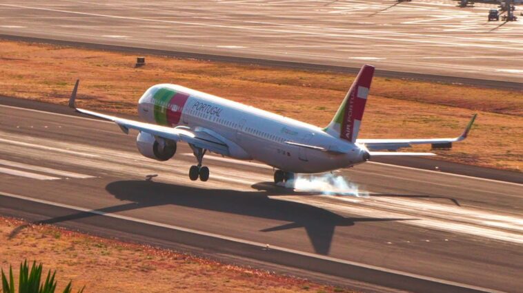 1 Wheel Touchdown TAP Air Portugal A321 NEO at Madeira Airport