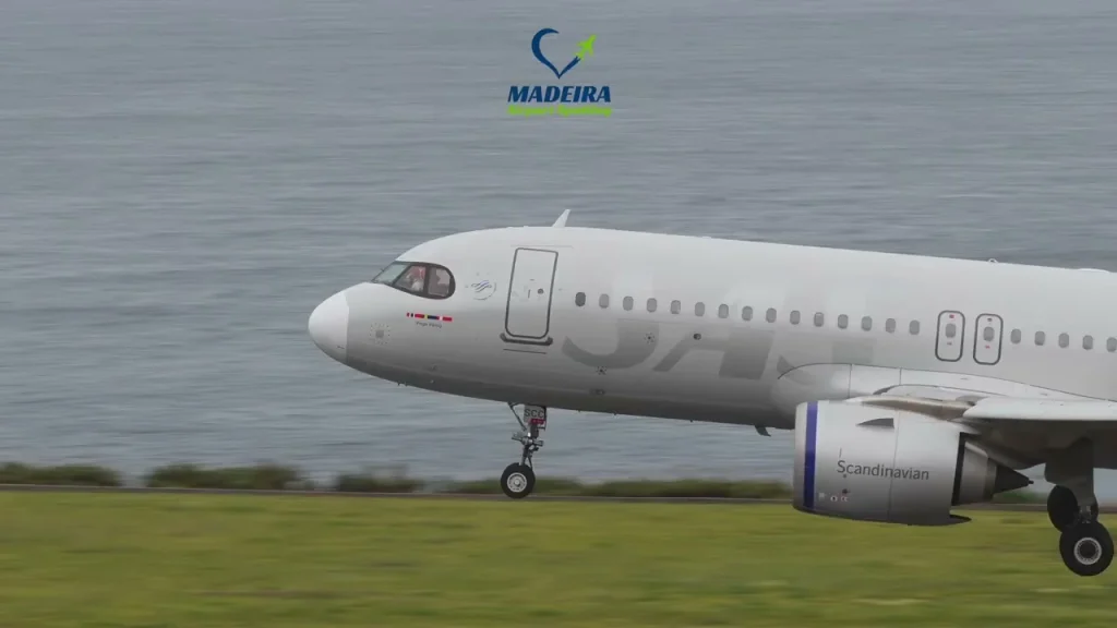 Scandinavian flight SK2267 from Copenhagen – Airbus A321-251N – EI-SCC – Landing